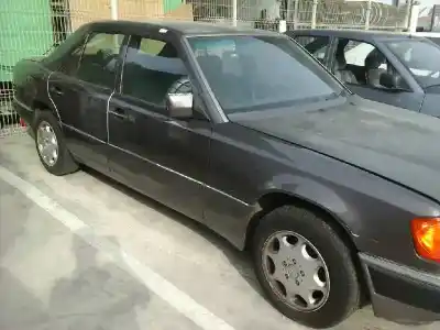 Véhicule à la ferraille mercedes                                           clase e (w124) berlina                                                                                                                                                                                                                                     250 d / e 250 d (124.125)                                                                                                                                                                                                                                  de l'année 1991 alimenté om602912