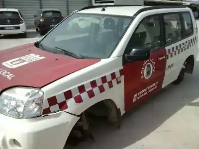 Veículo de Sucata nissan x-trail (t30) comfort plus do ano 2007 alimentado yd22eti