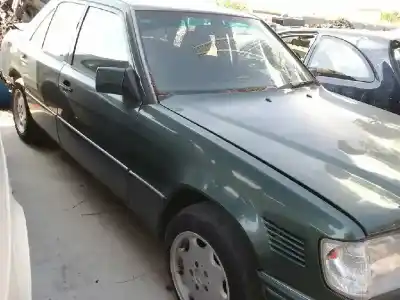 Vehicul casat mercedes                                           clase e (w124) berlina                                                                                                                                                                                                                                     e 300 diesel (124.131)                                                                                                                                                                                                                                     al anului 1995 alimentat om606910