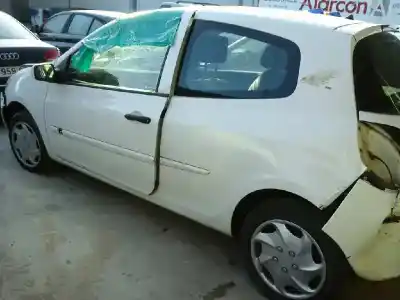 Scrapping Vehicle renault clio iii style of the year 2008 powered k9k768