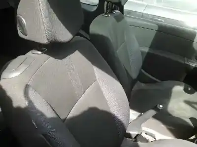 Veículo de Sucata renault clio iii confort dynamique do ano 2005 alimentado k9k768