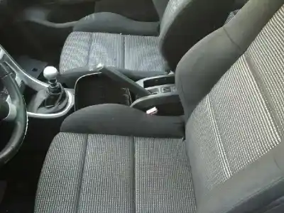 Здавання транспортного засобу peugeot                                            307 cc (s2)                                                                                                                                                                                                                                                básico                                                                                                                                                                                                                                                     року 2007 потужний rhrdw10bted4