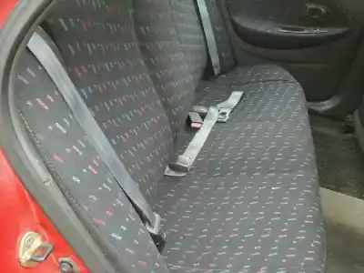 Veículo de Sucata hyundai lantra berlina (rd) 1.6 gls do ano 1998 alimentado g4gr