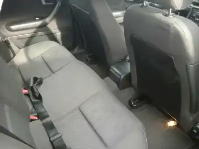 Veículo de Sucata audi a4 berlina (8e) 2.0 20v cat (alt) do ano 2001 alimentado alt