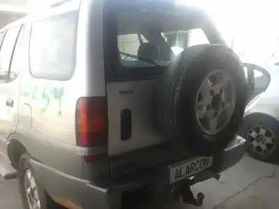 Sloopvoertuig tata safari ex van het jaar 2000 aangedreven d483dltc49