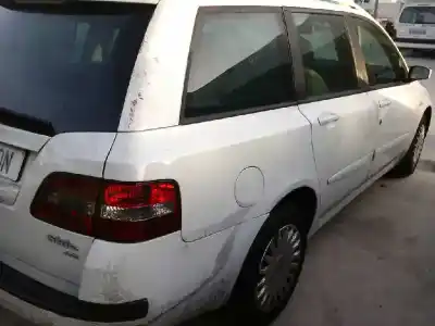 Sloopvoertuig fiat                                               stilo (192)                                                                                                                                                                                                                                                1.9 jtd / 1.9 jtd 115 active van het jaar 2005 aangedreven 192a1000