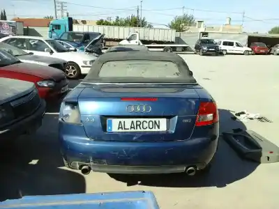 Véhicule à la ferraille audi                                               a4 cabrio (8h)                                                                                                                                                                                                                                             3.0                                                                                                                                                                                                                                                        de l'année 2002 alimenté asn