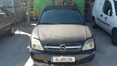 Sloopvoertuig OPEL VECTRA C BERLINA Comfort van het jaar 2004 aangedreven Y20DTH