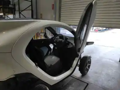 Vehicul casat renault twizy intens al anului 2015 alimentat 290101239r