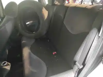 Vehicul casat citroen c3 pluriel 1.4 al anului 2004 alimentat 