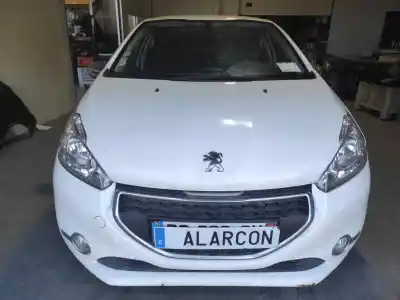 Здавання транспортного засобу PEUGEOT 208 Style року 2014 потужний 