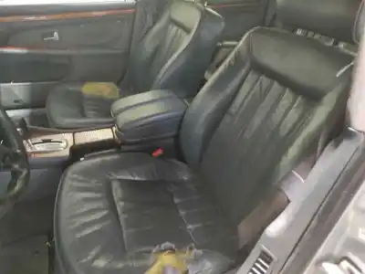 Veículo de Sucata audi a8 (d2) 2.5 tdi do ano 2001 alimentado ake