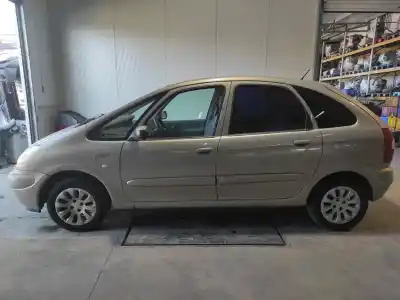 Vehículo de desguace citroen xsara picasso 1.6 básico del año 2004 con motor nfvtu5jp