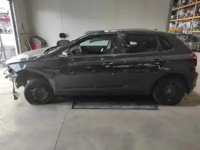 Vehicul casat volkswagen polo edition al anului 2020 alimentat dsgb