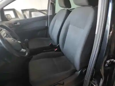 Здавання транспортного засобу ford focus c-max (cap) ambiente (d) року 2006 потужний hhda