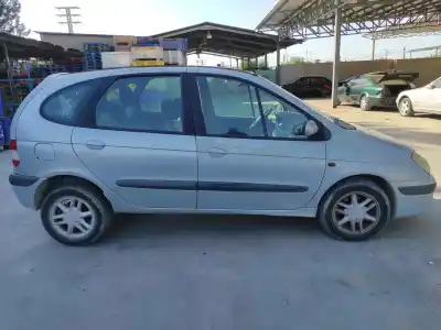Scrapping Vehicle renault scenic (ja..) 1.9 dci authentique of the year 2001 powered 