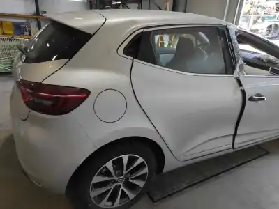 Hurda Aracı renault                                            clio v                                                                                                                                                                                                                                                     experience                                                                                                                                                                                                                                                 yılın 2021 güçlü h4de470 / h4d470