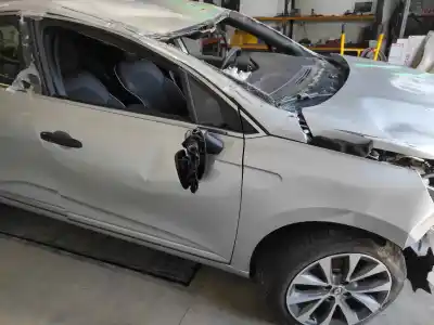 Hurda Aracı renault                                            clio v                                                                                                                                                                                                                                                     experience                                                                                                                                                                                                                                                 yılın 2021 güçlü h4de470 / h4d470