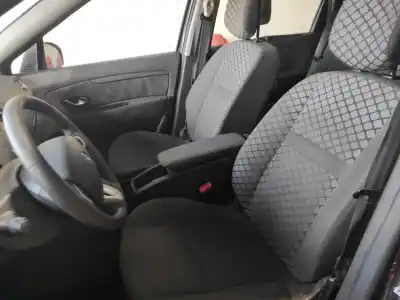 Scrapping Vehicle renault scenic iii authentique of the year 2011 powered k9k846