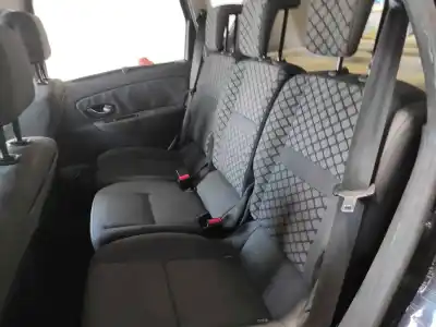 Scrapping Vehicle renault scenic iii authentique of the year 2011 powered k9k846