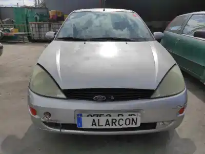 Vehículo de desguace FORD FOCUS BERLINA (CAK) Ambiente del año 2001 con motor FYDB