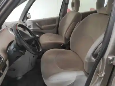 Veículo de Sucata citroen xsara picasso (n68) 1.6 hdi do ano 2006 alimentado d9hz