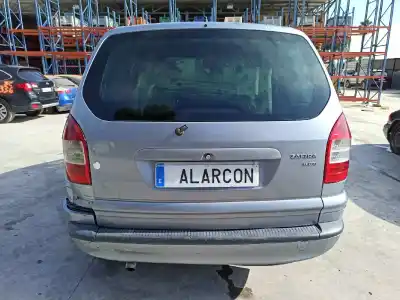 Veicolo di demolizione opel zafira a blue line dell'anno 2004 alimentato y20dth