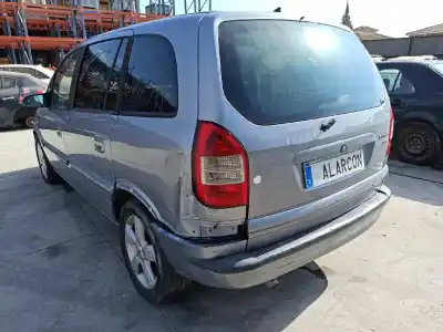 Veicolo di demolizione opel zafira a blue line dell'anno 2004 alimentato y20dth
