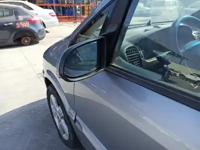 Veicolo di demolizione opel zafira a blue line dell'anno 2004 alimentato y20dth