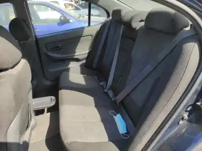 Veículo de Sucata hyundai elantra (xd) 2.0 crdi gls full do ano 2002 alimentado d4ea