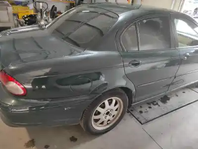 Veículo de Sucata jaguar x-type wagon 2.0 d classic do ano 2004 alimentado d-6b