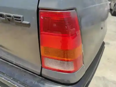 Veículo de Sucata opel kadett e cs berlina do ano 1989 alimentado 17d