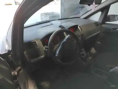 Veículo de Sucata opel zafira b enjoy do ano 2006 alimentado z19dt