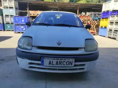 Scrapping Vehicle renault clio ii fase i (b/cbo) 1.2 of the year 1999 powered 