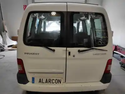 Veículo de Sucata peugeot partner (s2) combi plus do ano 2008 alimentado 9hx