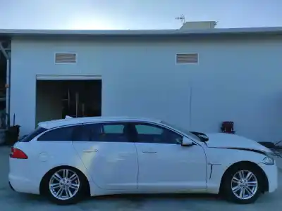 Scrapping Vehicle jaguar xf i (x250) 2.2 d of the year 2012 powered 