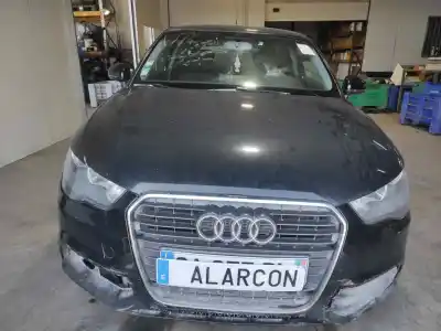 Vehículo de desguace AUDI A1 (8X) Attraction del año 2012 con motor CBZA