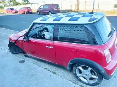 Veículo de Sucata mini mini (r50, r53) cooper do ano 2005 alimentado w10b16a
