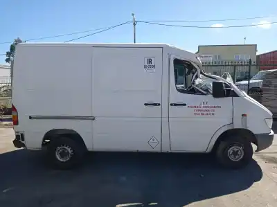 Veículo de Sucata mercedes-benz sprinter caja abierta/doble cab. (serie 901-904) 210 d (901.4/902.411-412) doble cabina 102 cv / 75 kw do ano 1999 alimentado 602980