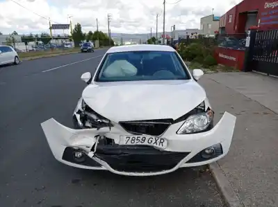 Veículo de Sucata seat ibiza (6j5) reference do ano 2010 alimentado cayb