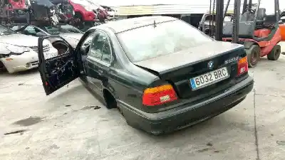Veículo de Sucata bmw serie 5 berlina (e39) 530d do ano 2001 alimentado 30-6d-1 d