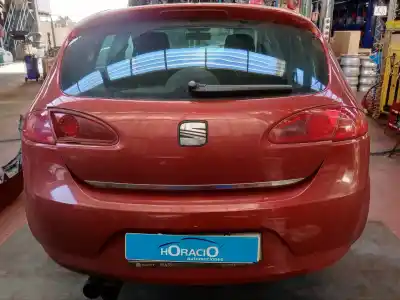 Scrapping Vehicle SEAT LEON (1P1) 2.0 TDI 16V of the year 2005 powered BKD