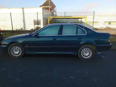 Veículo de Sucata bmw serie 5 berlina (e39) 525tds do ano 1997 alimentado 25 6t 1
