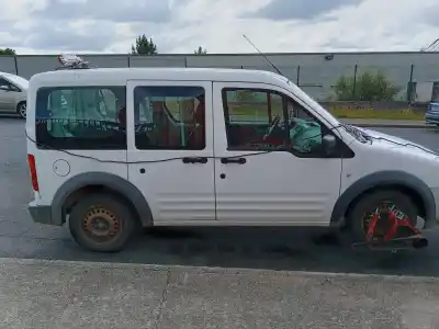 Véhicule à la ferraille ford tourneo connect (tc7) lx familiar de l'année 2012 alimenté p9pc