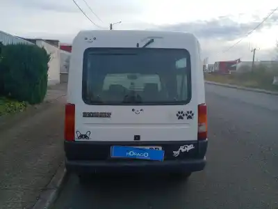 Véhicule à la ferraille renault express 1.9 d 64 cv / 47 kw de l'année 1993 alimenté 