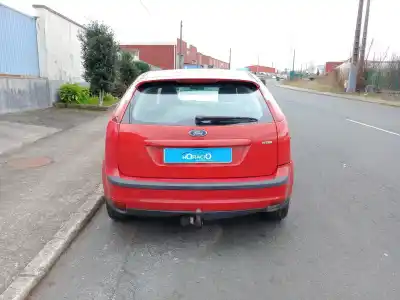Sloopvoertuig ford focus berlina (cap) ghia van het jaar 2005 aangedreven g6da