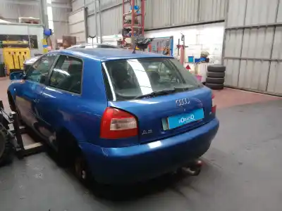 Veículo de Sucata audi a3 (8l1) 1.8 do ano 2001 alimentado apg