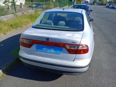 Veículo de Sucata seat                                               toledo (1m2)                                                                                                                                                                                                                                               signum                                                                                                                                                                                                                                                     do ano 2001 alimentado ahf