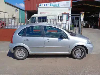 Veículo de Sucata CITROEN C3  do ano 2004 alimentado KFU