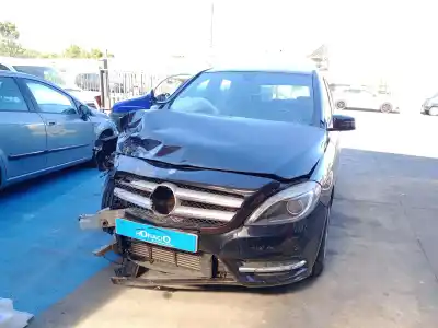 Scrapping Vehicle MERCEDES-BENZ CLASE B (W246)  of the year 2013 powered 651901